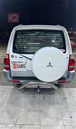 ميتسوبيشي باجيرو